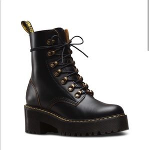 Like NEW - Vintage Leona Dr. Martens